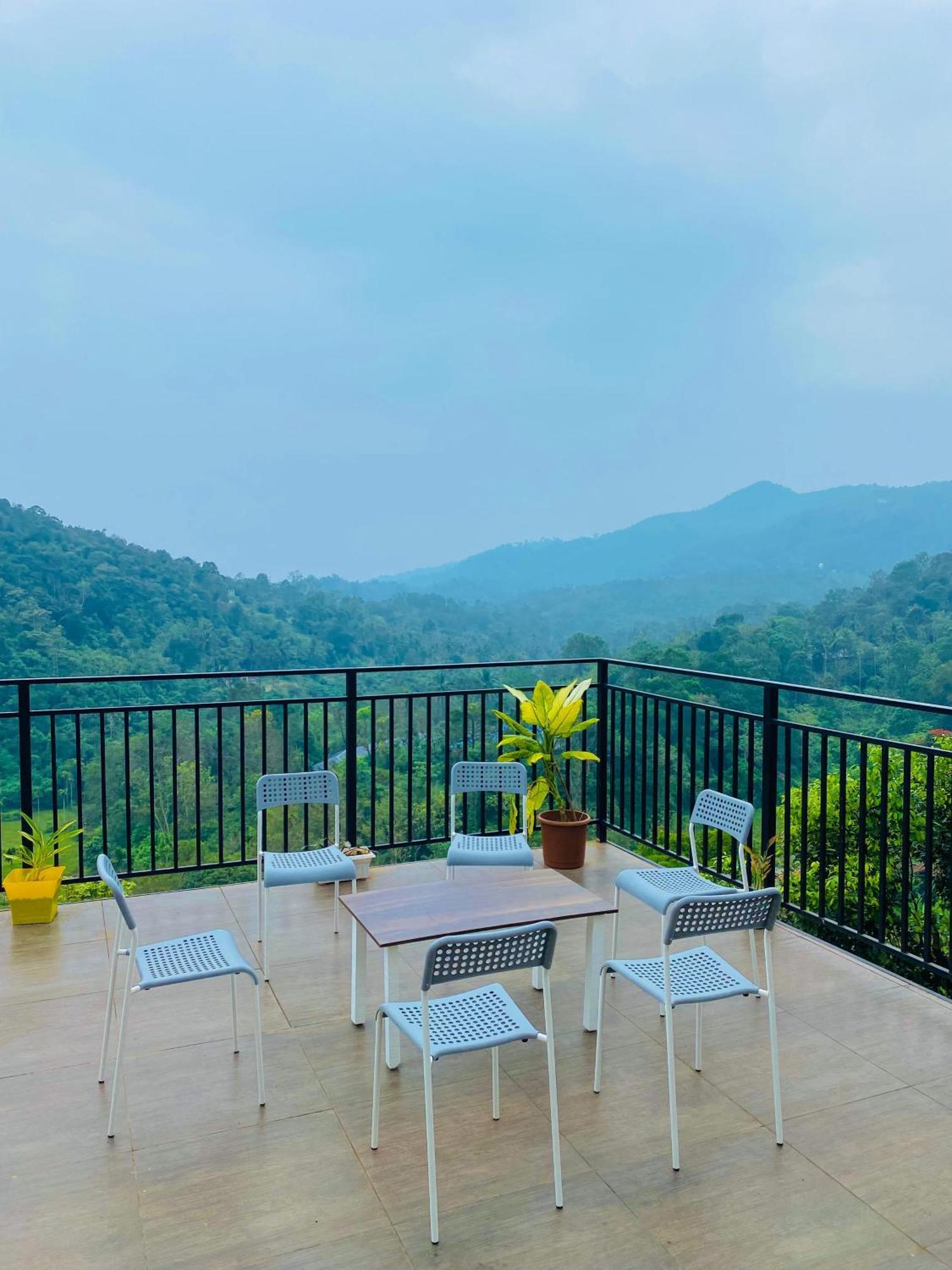 Bed and Breakfast Misty Hideout Kakkadampoyil Экстерьер фото